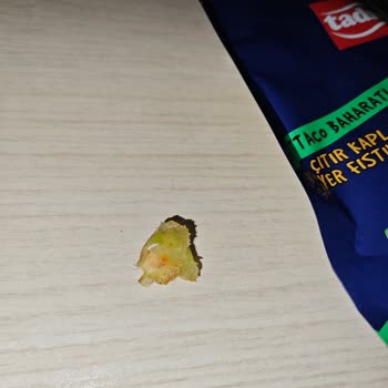 Tadım Taco Kaplamalı Yer Fıstığının İçinden Erik Çekirdeği Çıktı