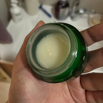 Yves Rocher Bozuk Ürün Sattıklarını Düşünüyorum!