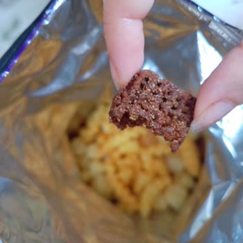 Fritolay Paketin İçinde Yanık Cips