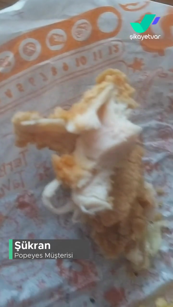 Popeyes  Çiğ Tavuk Burger Gönderdi, Videoya Çektim! videonun kapak resmi