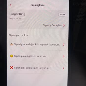 Yemeksepeti 2 Saat Bekleyiş: Soğuk Yemek Ve İlgisiz Müşteri Hizmetleri