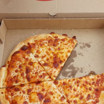 Pizza Hut Paramın İadesini İstiyorum.