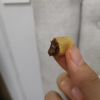 Oba Makarnanın İçinden Çıkan Madde
