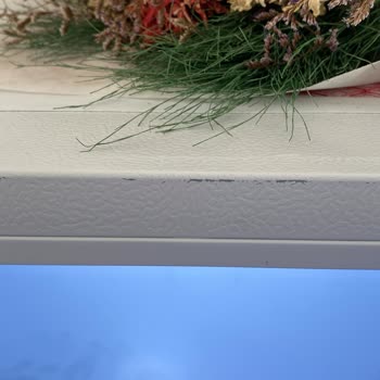 Arçelik Marka Buzdolabı Üretim Hatası Veya Gelirken Çizilmesi