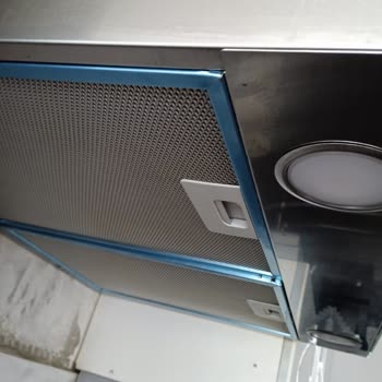Electrolux Ocak Ve Ankastre Arkasında Durması