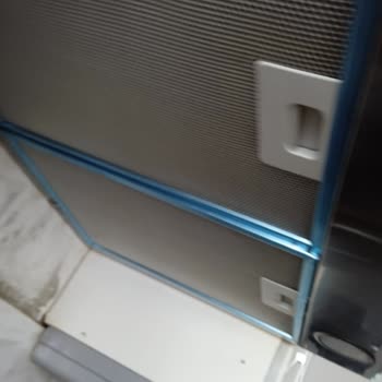 Electrolux Ocak Ve Ankastre Arkasında Durması