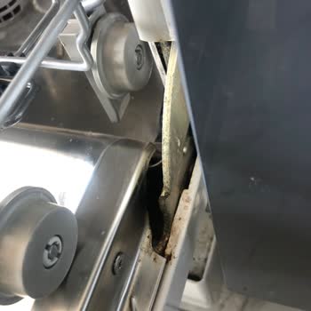 My Arçelik 6355 Dishwasher Basket Rust Problem