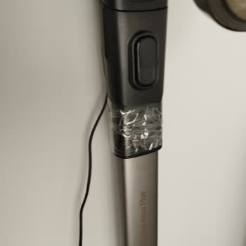 PHILIPS 8349 Sürekli Parça Kırılması