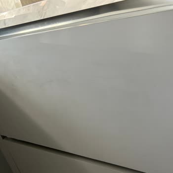 AGT Ağaç Sanayi Supramat Mutfak Dolabı Lekeleri Ve Temizlik Sorunu