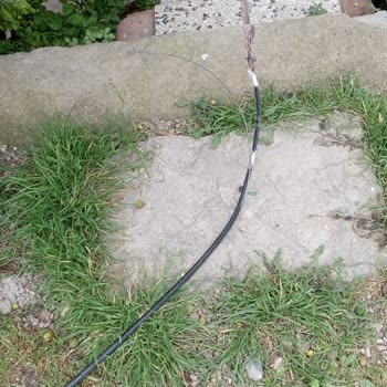 Ulaştırma ve Altyapı Bakanlığı Çalışan Ustalar (! ) Elektrik Ve İnternet Kablolarını Kopardılar