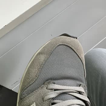 New Balance 009 Mağduru Oldum