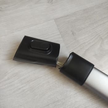 PHILIPS Ev Aletleri Philips XC8049 Model Dikey Süpürge Teleskopik Boru Kırılma Sorunu