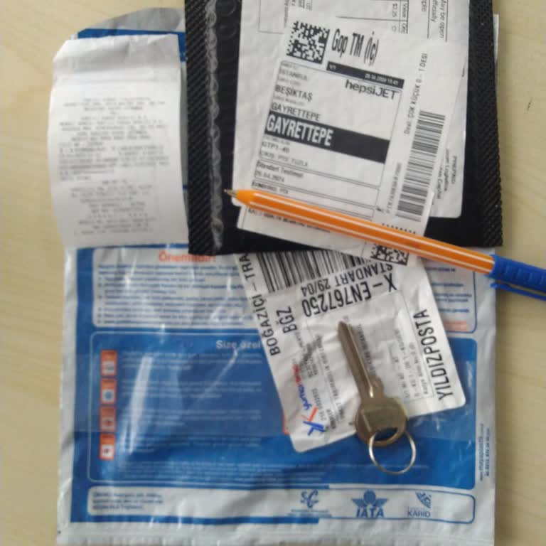 Hepsijet'in Paketimi Yurtiçi Kargo İle Ücretli Teslim Etmesi