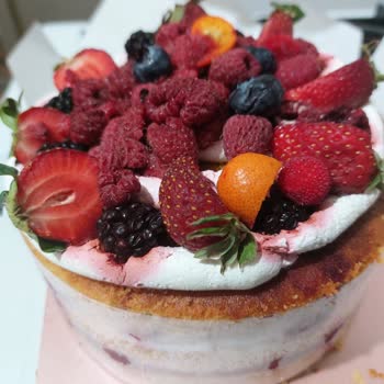 Livashop. Com Siparişine Bayat Pasta Gönderdiler