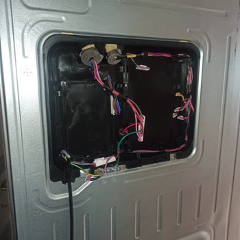 Mega Group (0850 259 55 95) Yetkili Servis Görünümlü Hizmet Mağduriyeti