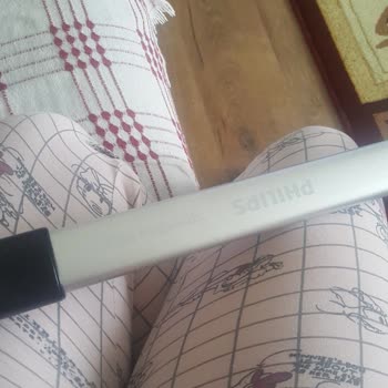 PHILIPS Ev Aletleri Philips Max Pro Dikey Elektrikli Süpürge Parçası Kırılıyor Sürekli.