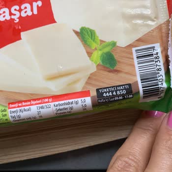 Ekici Peynir Tadı Acı Ve Su İçinde Ekici Taze Kaşar