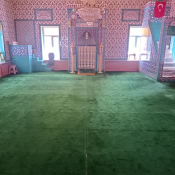 Diyanet İşleri Başkanlığı Bu Caminin İmamı Nerede?