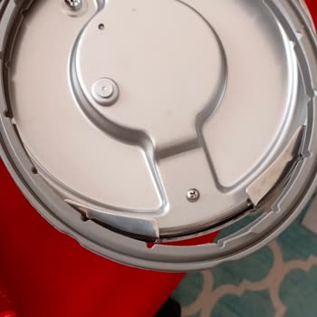 Karaca Züccaciye Karaca Düdüklü Tencerede İşçilik Düşüşü