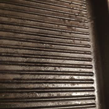 Lava Cast Iron Grill Pan Coating Peeling Off After Second Use