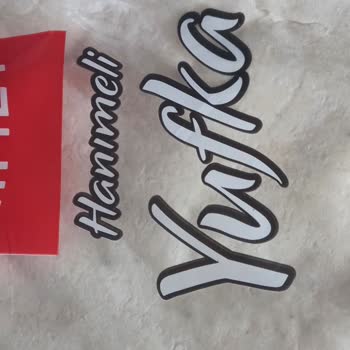 A101 Küflenmiş Yufka Gönderdi.