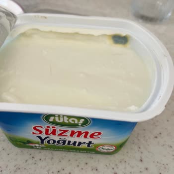 Sütaş Yoğurt Küflü Çıktı