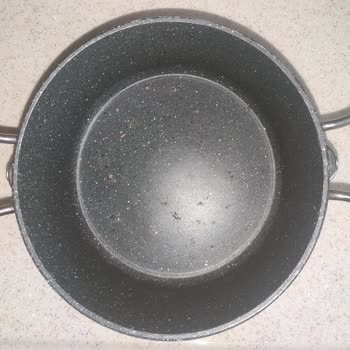 Porland Granit Tencere Ve Tavalarımın Yüzeyi Kabardı Ve Soyuldu