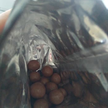 Çerezya Premium Sütlü Çikolatalı Leblebi İçinden Kahveli Çıktı