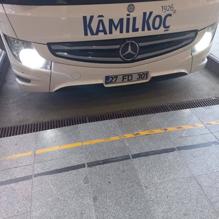 Kamil Koç Yol Üstünde Durma Ve Saygısızlık