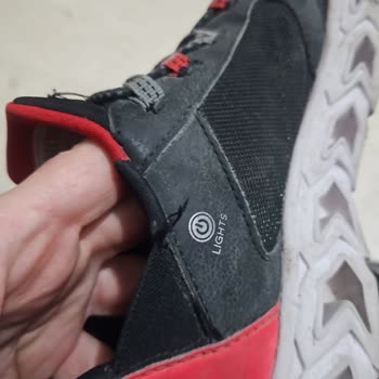 Arena Sports Skechers Mağazası Defolu Ürününün İadesini Kabul Etmiyor