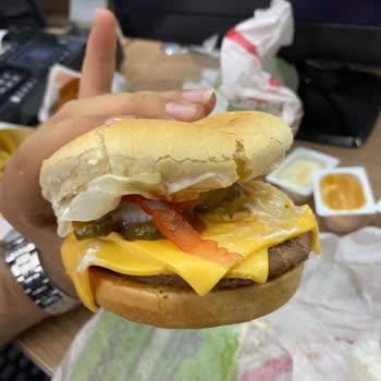 Burger King Soğuk Sandviç Hayal Kırıklığı: Beklentinin Altında