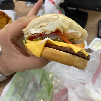 Burger King Soğuk Sandviç Hayal Kırıklığı: Beklentinin Altında