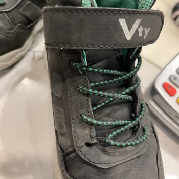 Deichmann Olivium Mağaza Sattığı Ayakkabının Arkasında Durmuyor...