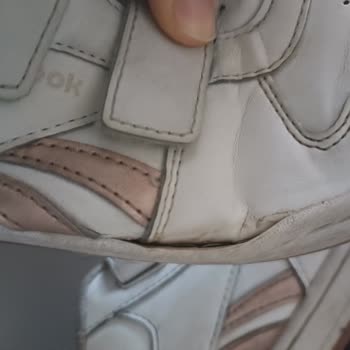 FLO Pişmanlığı Reebok Mağduriyeti