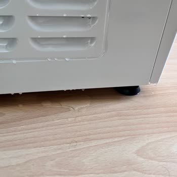 Hoover Kurutma Makinesi Su Akıtıyor Ve Çözüm Sağlanmadı 4 Hafta Olacak!