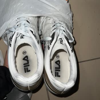 Deichmann Sağ Ve Sol Farklı Numaralarda Ayakkabı