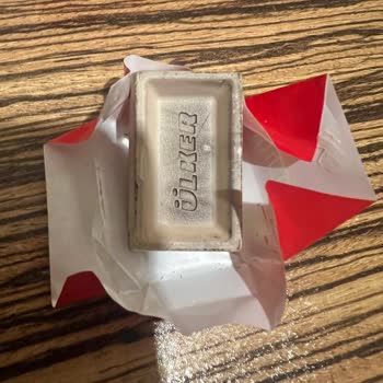 Ülker Napoliten Çikolata Bozuk