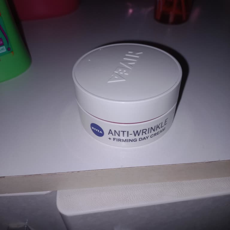 Nivea Yüz Kremi Alerji Yaptı