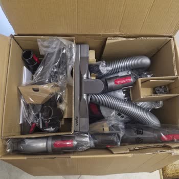 Dyson İnternetten Alınan Ürünün Kusurlu Teslimatı Hakkında Şikayet