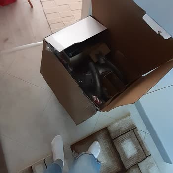 Dyson İnternetten Alınan Ürünün Kusurlu Teslimatı Hakkında Şikayet