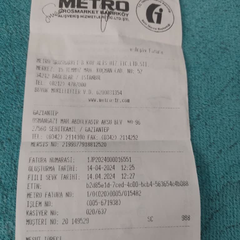 Gaziantep Metro Market Kasiyerin Müşteriye Hakaret Etmesi