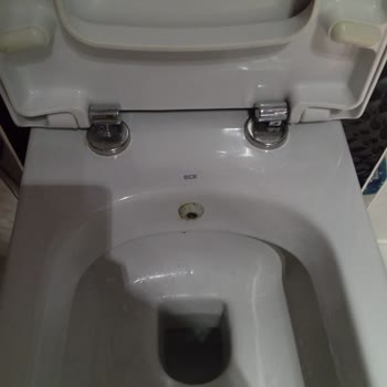 İsvea Kapak Olmadı Yine