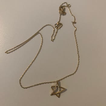 The Ac Stories Kalitesiz Kolye Mağduriyeti