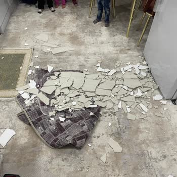 Sr Gündoğan İnşaat Ev Başımıza Çöktü