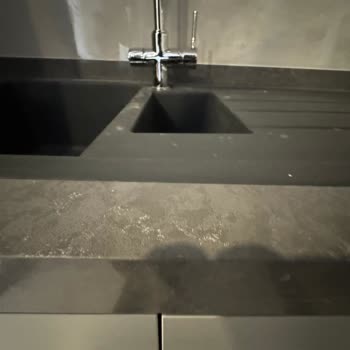 Pietra Granit Evye Bombeli