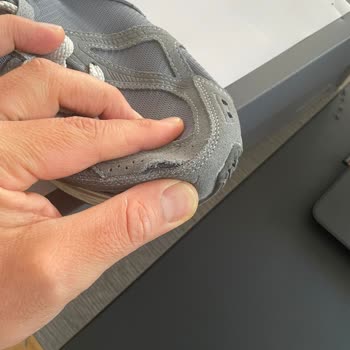 Sneaks Up İmalat Hatasını Kabul Etmemesi Ve Müşteri Memnuniyetsizliği