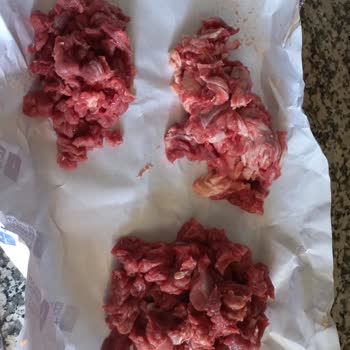 Halkın Bakkalı Kalitesiz Kuşbaşı Eti