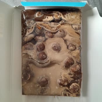 Şölen Çikolata Karmen Marka Çikolata Küflü