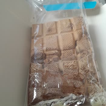 Şölen Çikolata Karmen Marka Çikolata Küflü