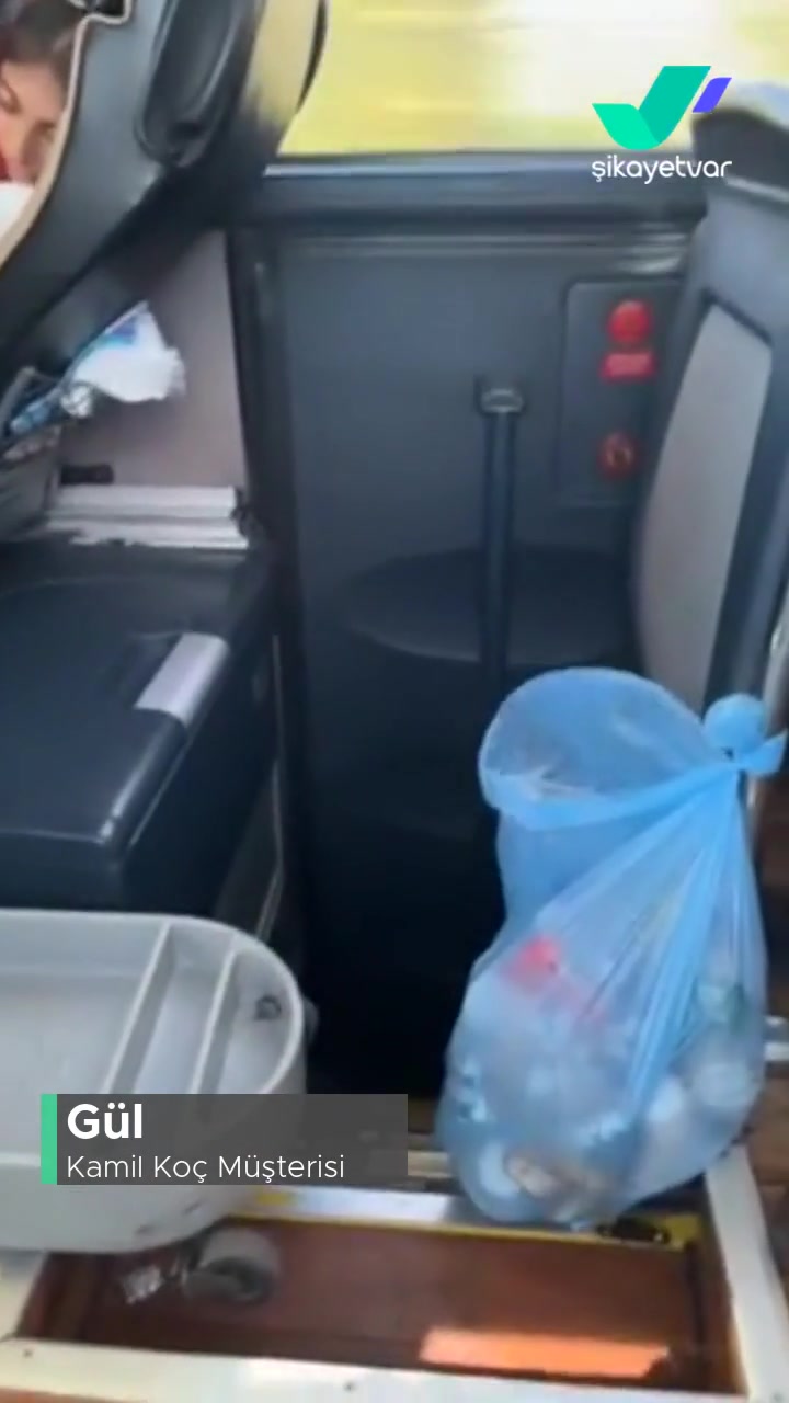 Kamil Koç Eski Ve Kirli Otobüs Seferi videonun kapak resmi